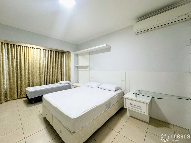 AMPLO APARTAMENTO DE 03 DORMITÓRIOS COM SACADA DE FRENTE E VISTA MAR: 9ª foto da galeria de imagens do imóvel