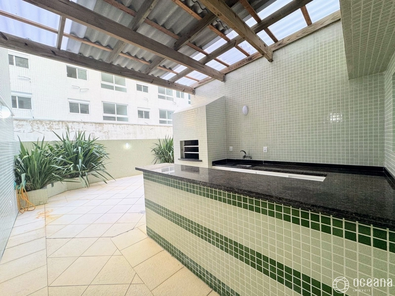 AMPLO APARTAMENTO DE 03 DORMITÓRIOS COM SACADA DE FRENTE E VISTA MAR: 8ª foto da galeria de imagens do imóvel