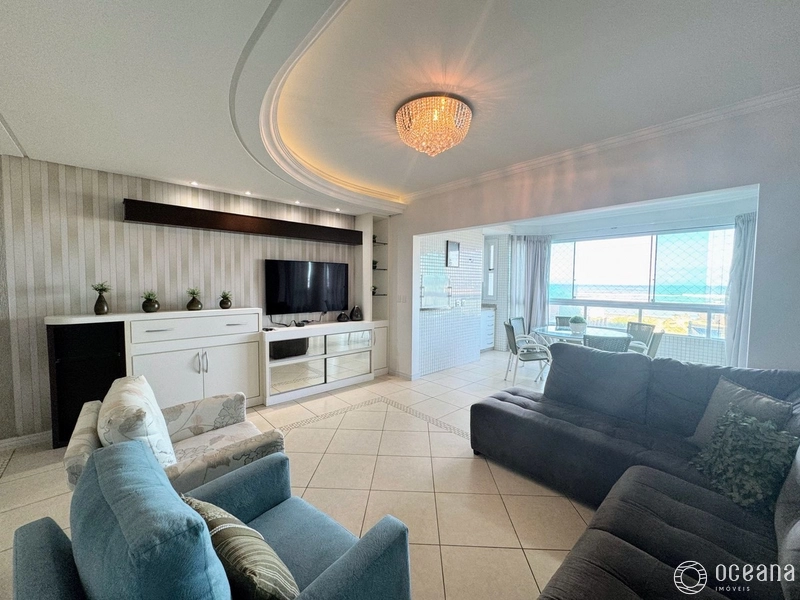 AMPLO APARTAMENTO DE 03 DORMITÓRIOS COM SACADA DE FRENTE E VISTA MAR: 16ª foto da galeria de imagens do imóvel