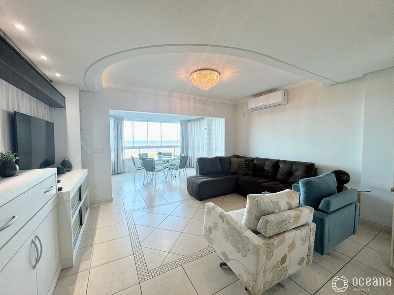 AMPLO APARTAMENTO DE 03 DORMITÓRIOS COM SACADA DE FRENTE E VISTA MAR: 29ª foto da galeria de imagens do imóvel