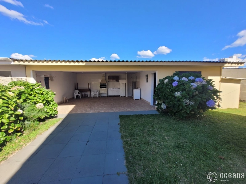 Casa na praia de Capão da canoa no bairro Zona Nova: 3ª foto da galeria de imagens do imóvel