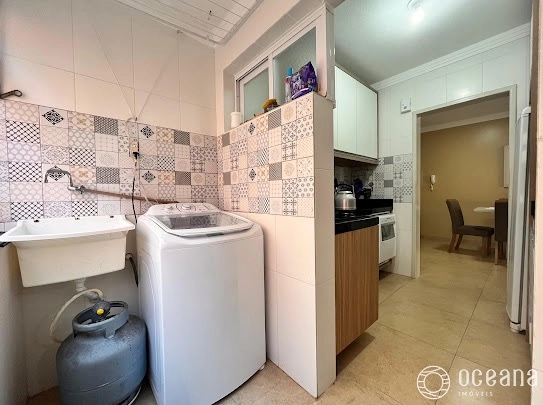 Apartamento composto por 02 suítes, mais dependência: 1ª foto da galeria de imagens do imóvel