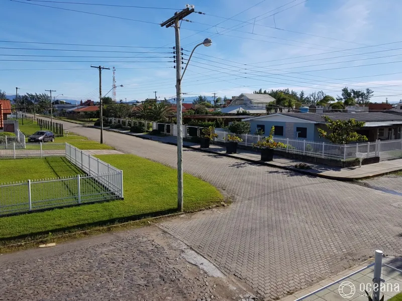 Duplex finamente mobiliado e decorado em Xangri-lá!: 3ª foto da galeria de imagens do imóvel