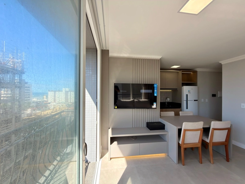 APARTAMENTO COM SACADA DE FRENTE E VISTA PARA O MAR: 8ª foto da galeria de imagens do imóvel