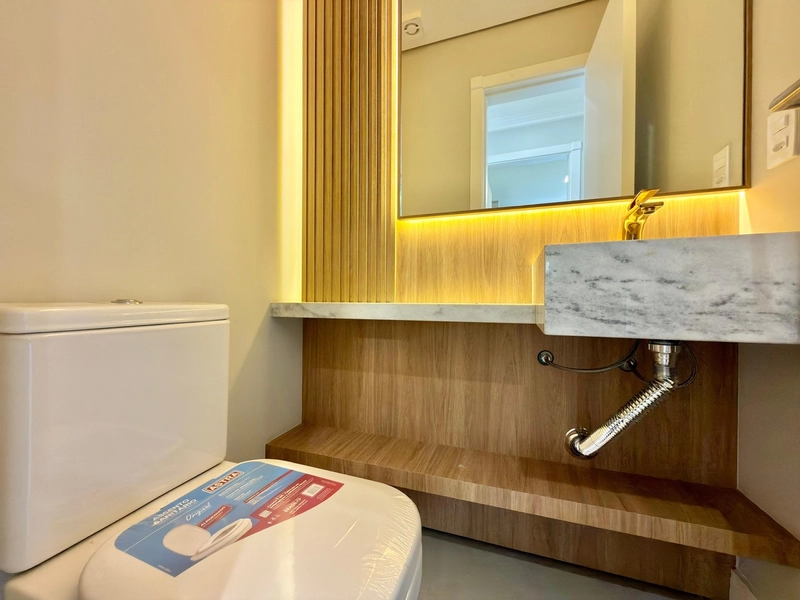 APARTAMENTO COM SACADA DE FRENTE E VISTA PARA O MAR: 25ª foto da galeria de imagens do imóvel
