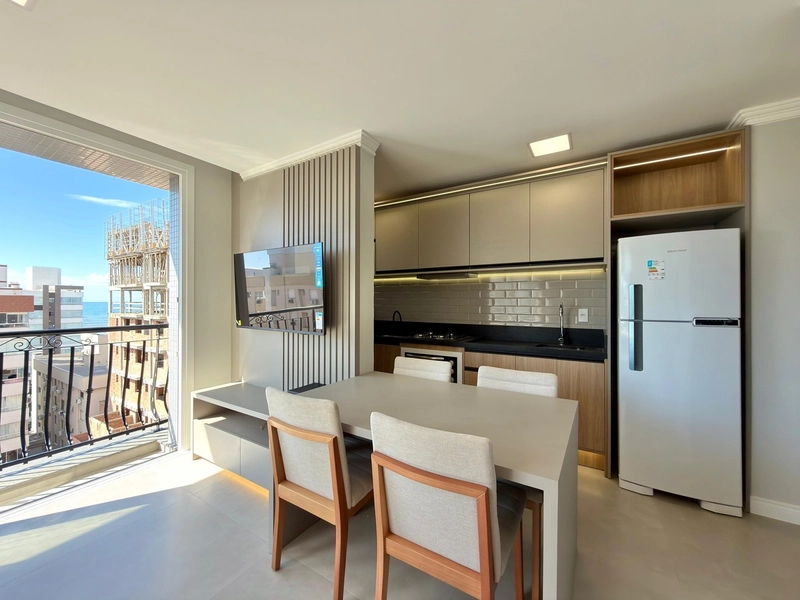 APARTAMENTO COM SACADA DE FRENTE E VISTA PARA O MAR: 11ª foto da galeria de imagens do imóvel