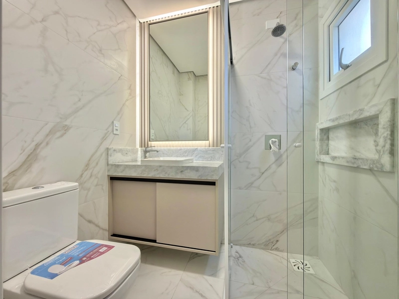 APARTAMENTO COM SACADA DE FRENTE E VISTA PARA O MAR: 9ª foto da galeria de imagens do imóvel