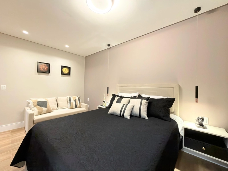 CASA MOBILIADA E DECORADA À VENDA EM CONDOMÍNIO NÁUTICO: 1ª foto da galeria de imagens do imóvel