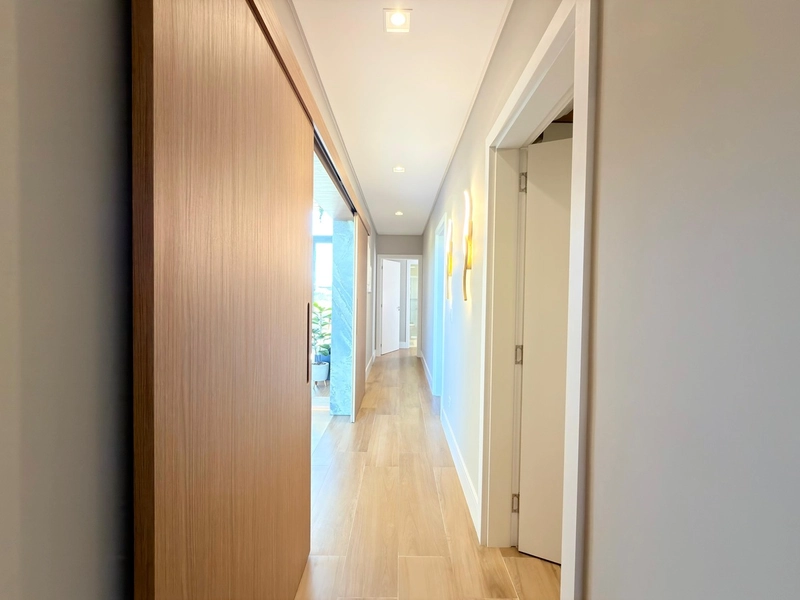 CASA MOBILIADA E DECORADA À VENDA EM CONDOMÍNIO NÁUTICO: 8ª foto da galeria de imagens do imóvel