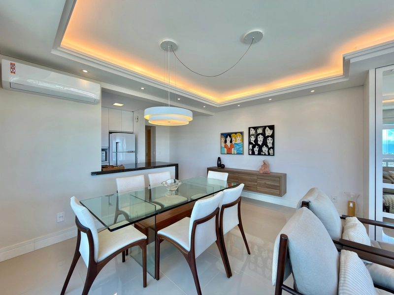 APARTAMENTO À VENDA COM VISTA ETERNA PARA O MAR: 7ª foto da galeria de imagens do imóvel