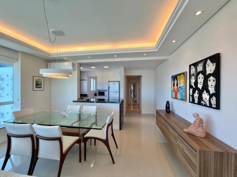 APARTAMENTO À VENDA COM VISTA ETERNA PARA O MAR: 12ª foto da galeria de imagens do imóvel