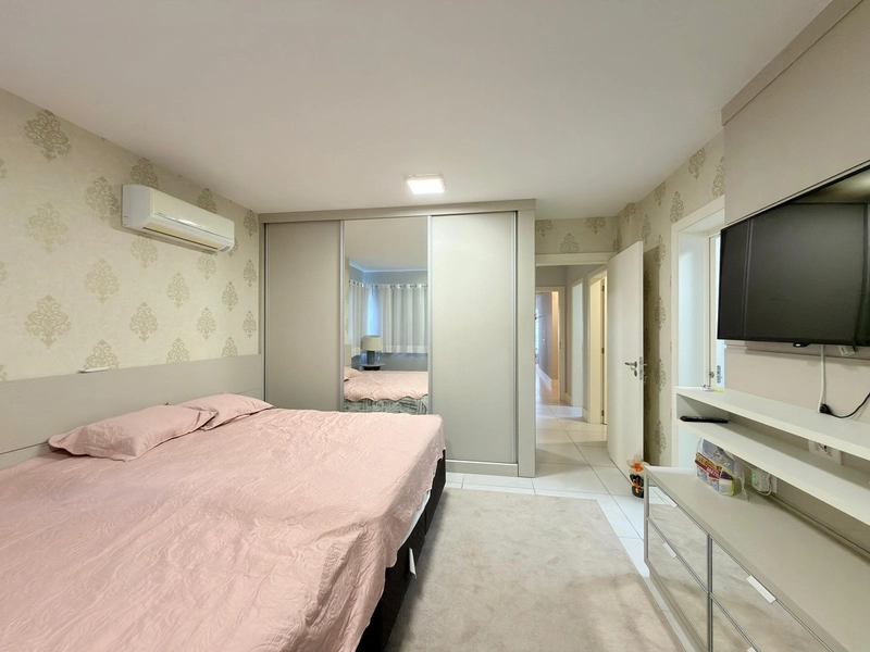 AMPLO APARTAMENTO PERTINHO DO MAR!: 12ª foto da galeria de imagens do imóvel