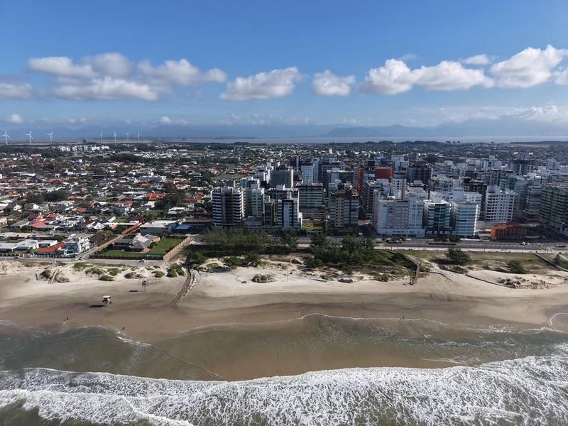 AMPLO APARTAMENTO PERTINHO DO MAR!: 26ª foto da galeria de imagens do imóvel