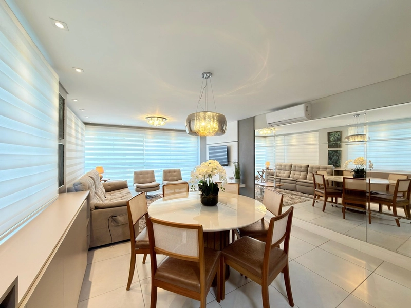 AMPLO APARTAMENTO PERTINHO DO MAR!: 18ª foto da galeria de imagens do imóvel