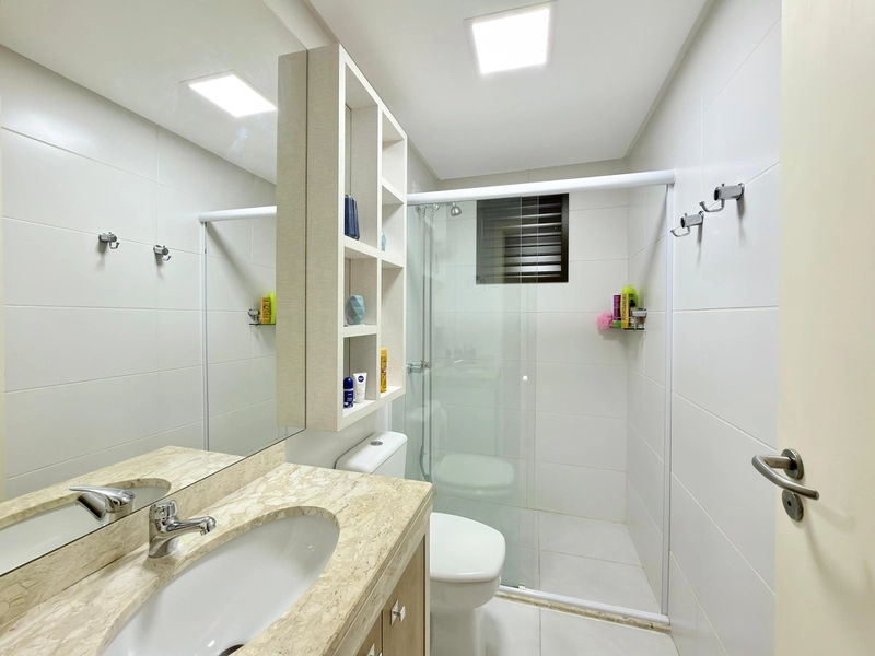 AMPLO APARTAMENTO PERTINHO DO MAR!: 7ª foto da galeria de imagens do imóvel