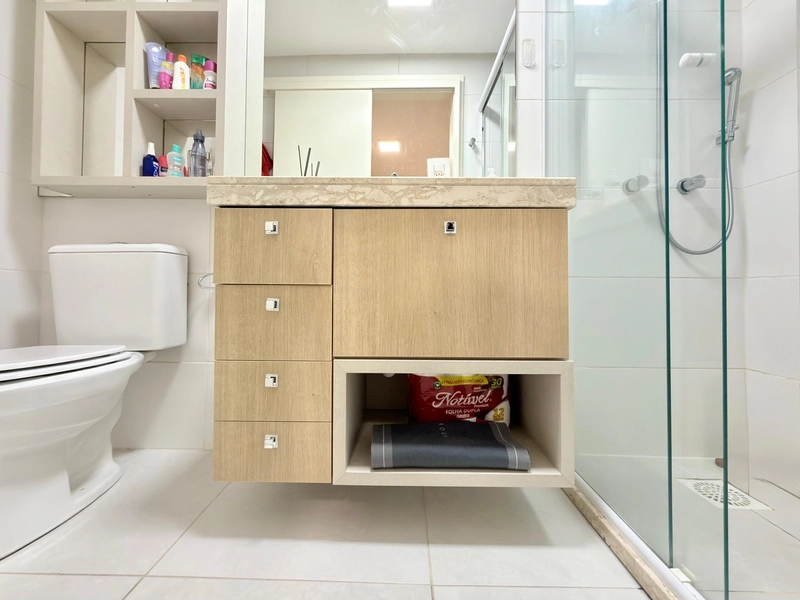 AMPLO APARTAMENTO PERTINHO DO MAR!: 1ª foto da galeria de imagens do imóvel