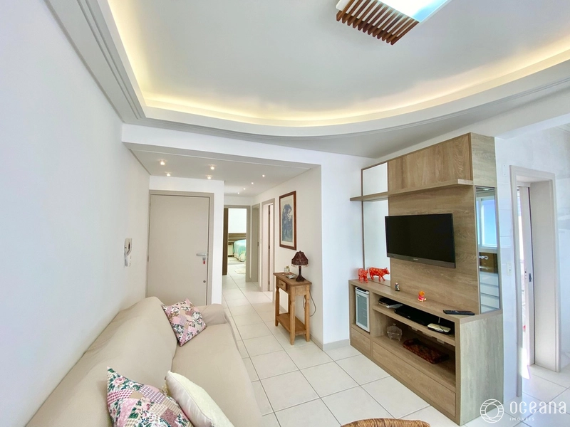 APARTAMENTO COM SACADA DE FRENTE E VISTA ETERNA PARA O MAR!: 9ª foto da galeria de imagens do imóvel