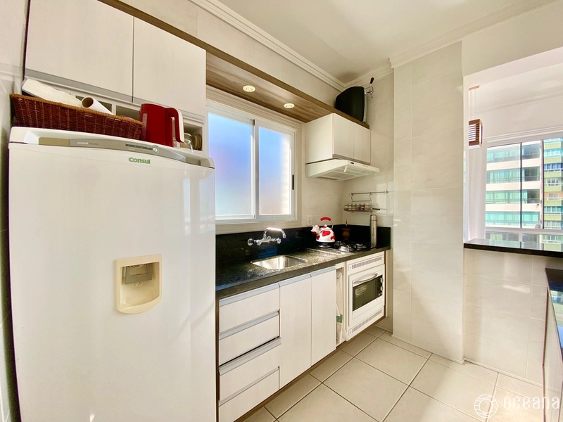 APARTAMENTO COM SACADA DE FRENTE E VISTA ETERNA PARA O MAR!: 10ª foto da galeria de imagens do imóvel