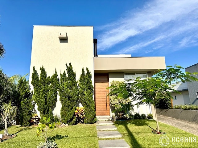 CASA EM CONDOMÍNIO FECHADO MOBILIADA E DECORADA COM 05 DORMITÓRIOS!: 1ª foto da galeria de imagens do imóvel