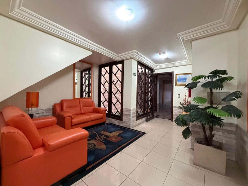 APARTAMENTO MOBILIADO DE 02 DORMITÓRIOS COM VAGA DE GARAGEM!: 2ª foto da galeria de imagens do imóvel