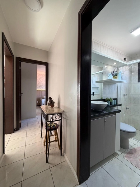 APARTAMENTO MOBILIADO DE 02 DORMITÓRIOS COM VAGA DE GARAGEM!: 7ª foto da galeria de imagens do imóvel