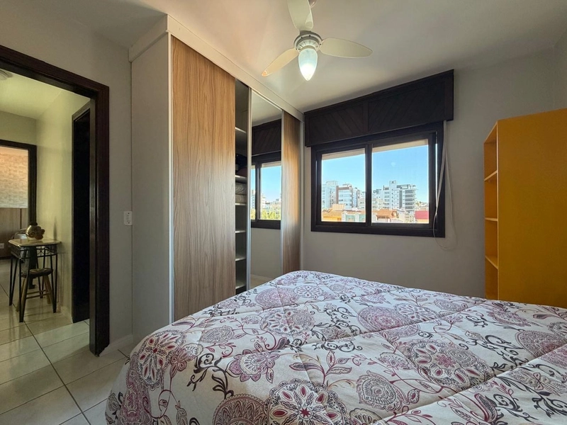 APARTAMENTO MOBILIADO DE 02 DORMITÓRIOS COM VAGA DE GARAGEM!: 1ª foto da galeria de imagens do imóvel