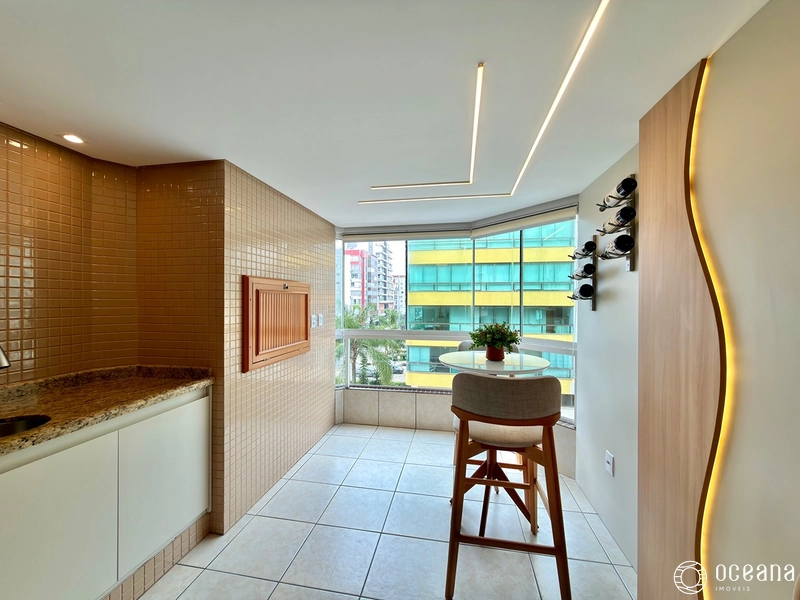 APARTAMENTO DE 02 DORMITÓRIOS MOBILIADO E DECORADO COM TERRAÇO PRIVATIVO - VISTA MAR : 9ª foto da galeria de imagens do imóvel