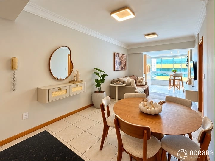 APARTAMENTO DE 02 DORMITÓRIOS MOBILIADO E DECORADO COM TERRAÇO PRIVATIVO - VISTA MAR : 2ª foto da galeria de imagens do imóvel