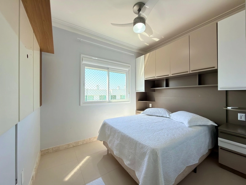 APARTAMENTO COM INFRA FRENTE PRAÇA: 1ª foto da galeria de imagens do imóvel