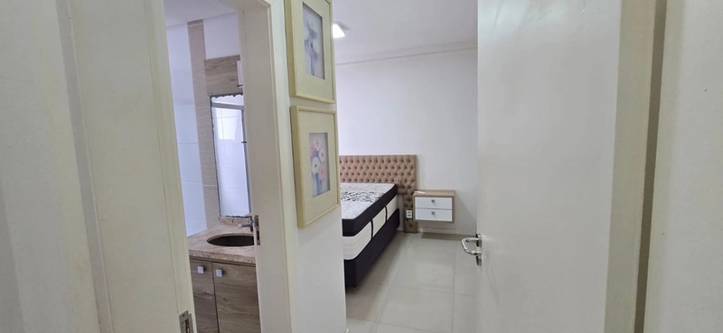 APARTAMENTO DOIS DORMITÓRIOS PRÓXIMO AO MAR: 8ª foto da galeria de imagens do imóvel
