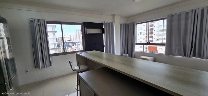 APARTAMENTO DOIS DORMITÓRIOS PRÓXIMO AO MAR: 3ª foto da galeria de imagens do imóvel