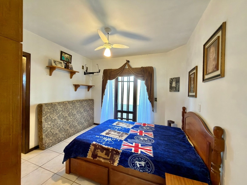 CASA LOCALIZADA NO BAIRRO ZONA NORTE COM 02 TERRENOS A 50m DO MAR!: 1ª foto da galeria de imagens do imóvel