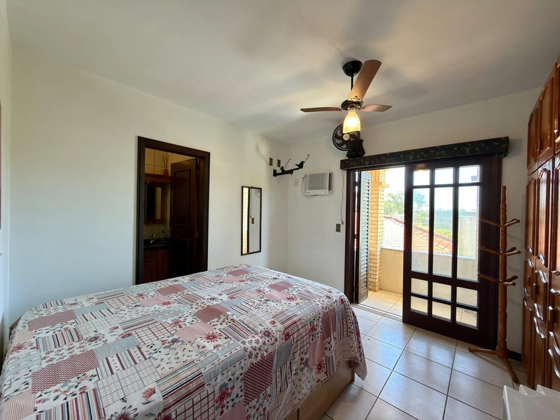 CASA LOCALIZADA NO BAIRRO ZONA NORTE COM 02 TERRENOS A 50m DO MAR!: 6ª foto da galeria de imagens do imóvel