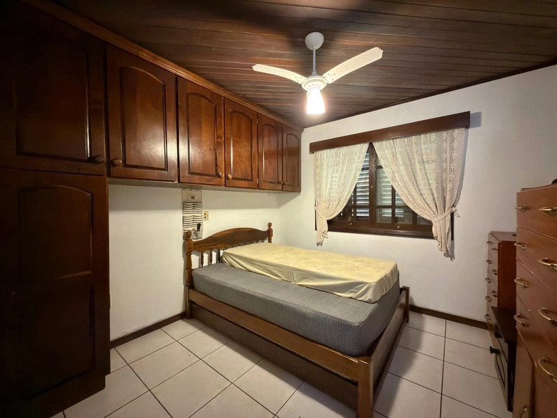CASA LOCALIZADA NO BAIRRO ZONA NORTE COM 02 TERRENOS A 50m DO MAR!: 11ª foto da galeria de imagens do imóvel