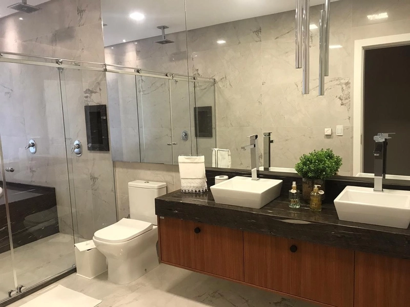 CASA MOBILIADA E DECORADA EM CONDOMÍNIO FECHADO COM 05 SUÍTES!: 6ª foto da galeria de imagens do imóvel