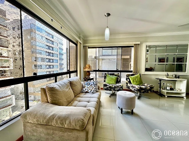 APARTAMENTO MOBILIADO E DECORADO DE 02 DORMITÓRIOS: 1ª foto da galeria de imagens do imóvel