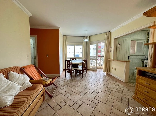 APARTAMENTO DE 02 DORMITÓRIOS MOBILIADO COM SACADA LATERAL!: 1ª foto da galeria de imagens do imóvel