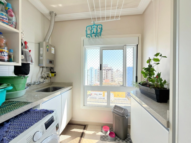 APARTAMENTO À VENDA COM VISTA PARA O MAR COM 3 DORMITÓRIOS E 3 VAGAS: 27ª foto da galeria de imagens do imóvel