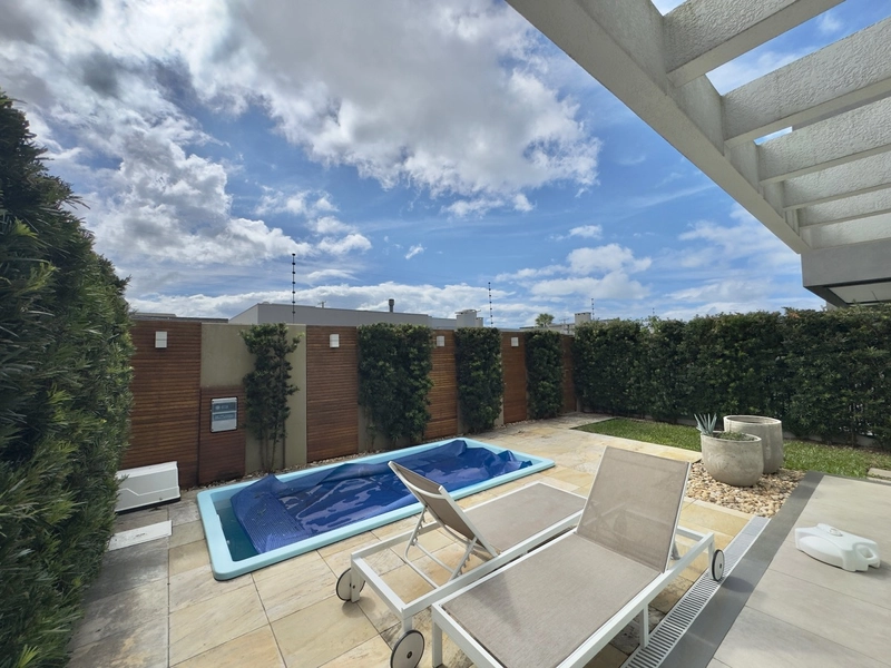 CASA EM COND. FECHADO COMPOSTA POR 05 SUÍTES - INFRA COMPLETA!: 14ª foto da galeria de imagens do imóvel
