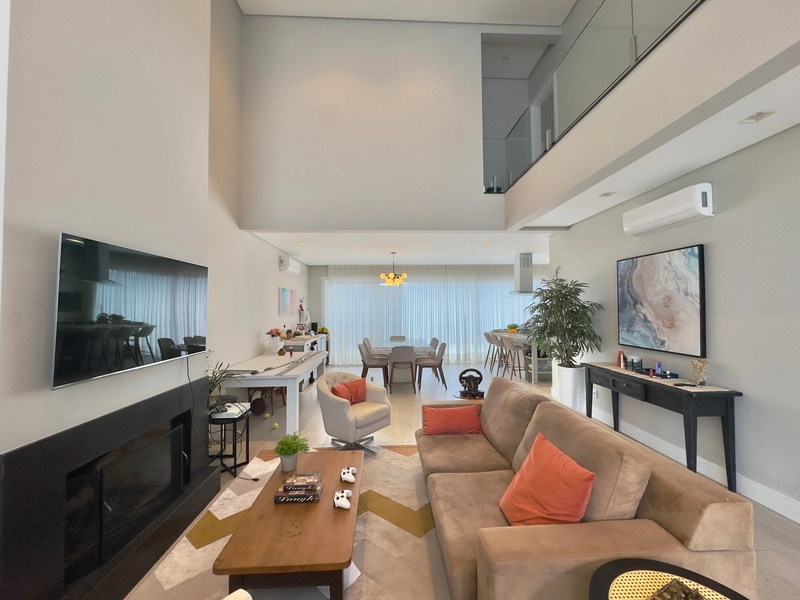 CASA EM COND. FECHADO COMPOSTA POR 05 SUÍTES - INFRA COMPLETA!: 5ª foto da galeria de imagens do imóvel