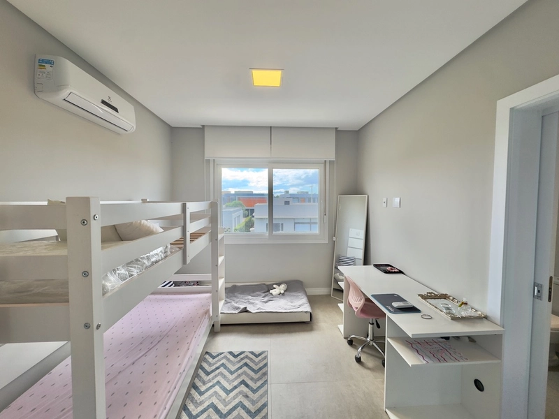CASA EM COND. FECHADO COMPOSTA POR 05 SUÍTES - INFRA COMPLETA!: 10ª foto da galeria de imagens do imóvel