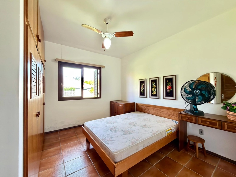 CASA EM SUPER LOTE  VENDA CENTRO E PRÓXIMA A BEIRA MAR: 10ª foto da galeria de imagens do imóvel