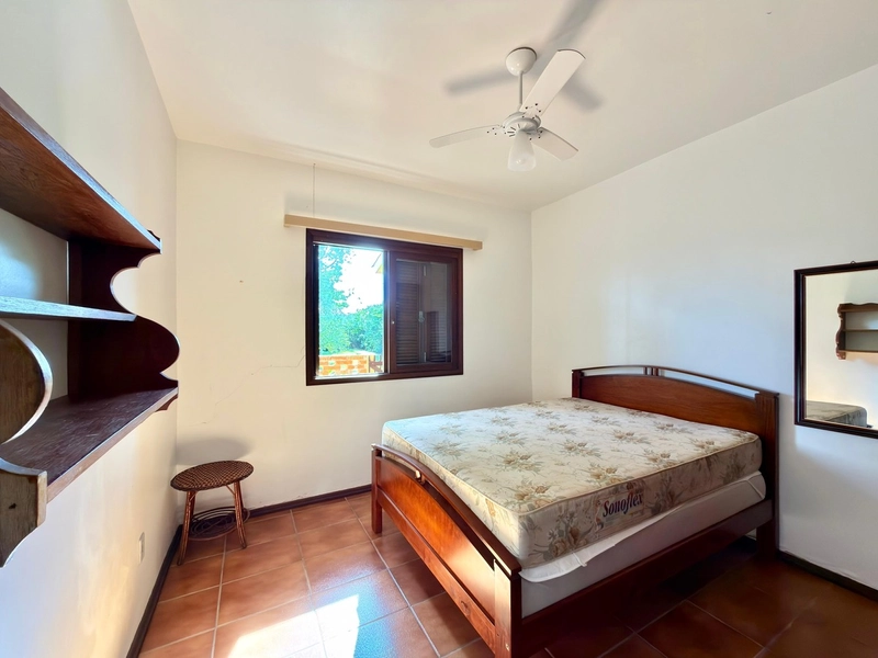 CASA EM SUPER LOTE  VENDA CENTRO E PRÓXIMA A BEIRA MAR: 6ª foto da galeria de imagens do imóvel