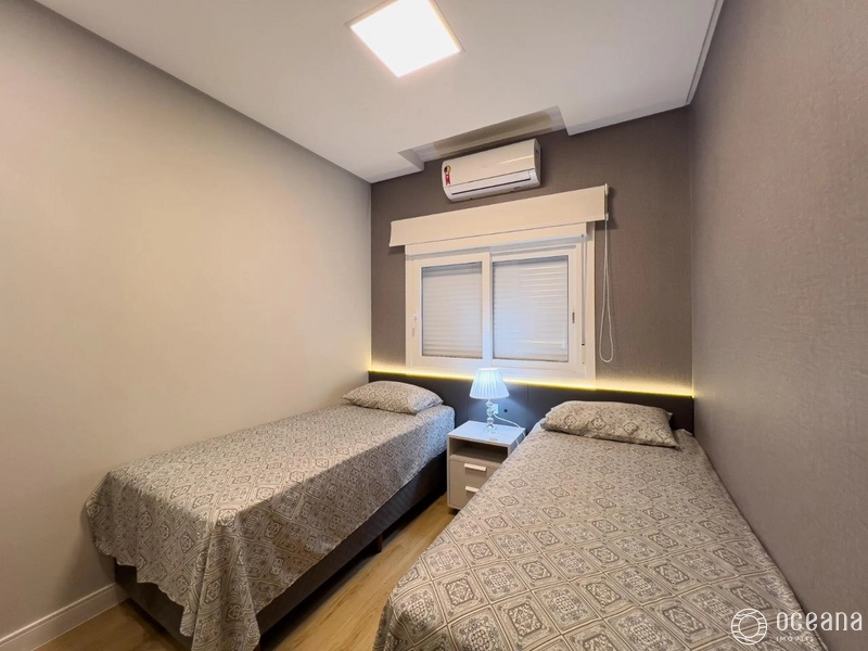APARTAMENTO DE 02 DORMITÓRIOS FINAMENTE MOBILIADO E DECORADO: 1ª foto da galeria de imagens do imóvel