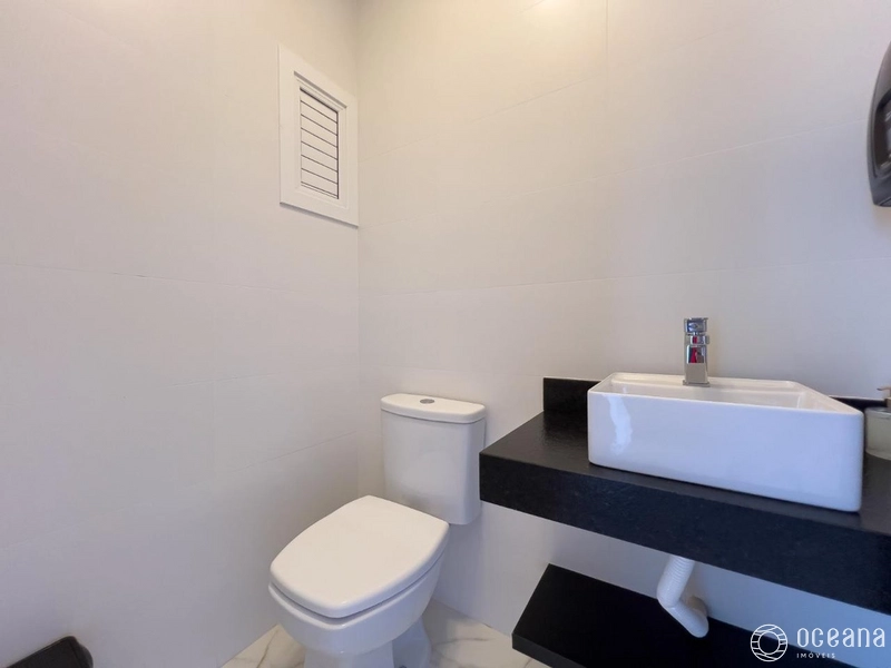 APARTAMENTO DE 02 DORMITÓRIOS FINAMENTE MOBILIADO E DECORADO: 2ª foto da galeria de imagens do imóvel