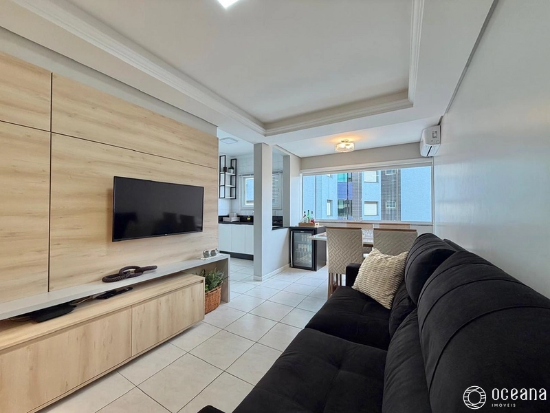APARTAMENTO MOBILIADO DE 02 DORMITÓRIOS COM VAGA + DEPÓSITO NO BAIRRO ZONA NOVA!: 1ª foto da galeria de imagens do imóvel