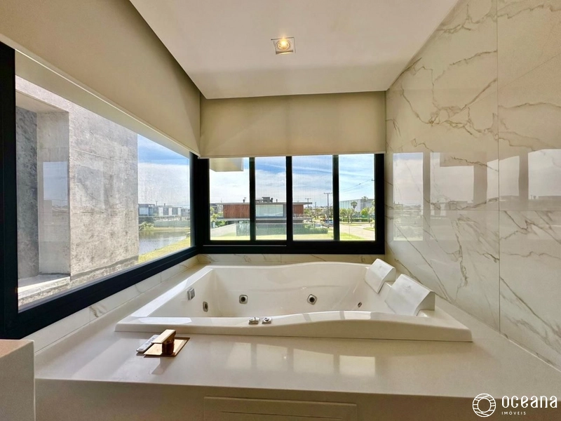 CASA DE ESQUINA MOBILIADA E DECORADA EM CONDOMÍNIO FECHADO: 51ª foto da galeria de imagens do imóvel