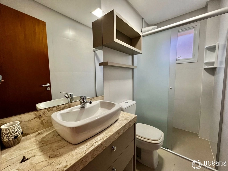 APARTAMENTO MOBILIADO E DECORADO DE 02 DORMITÓRIOS NO CENTRO DE CAPÃO!: 2ª foto da galeria de imagens do imóvel