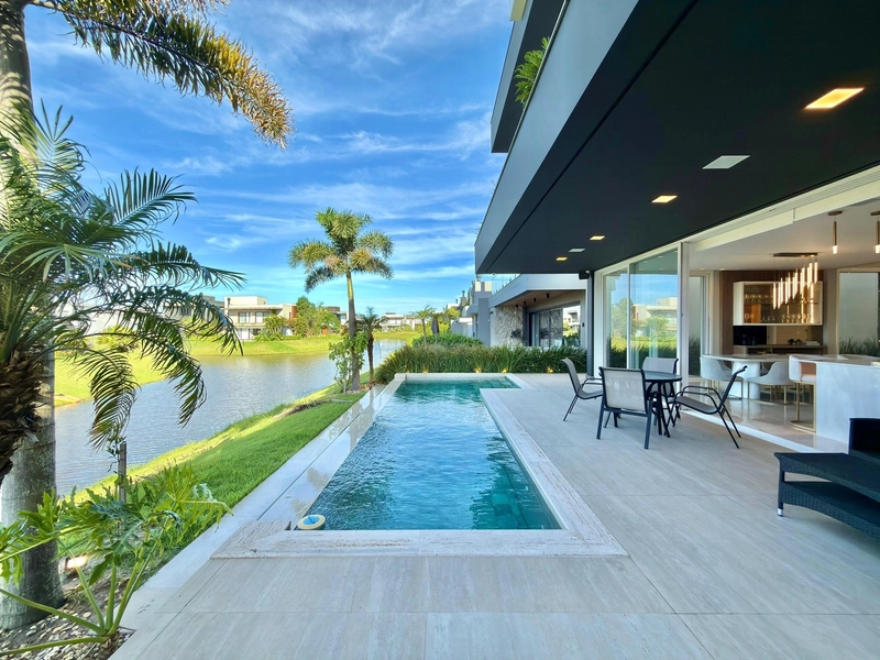 CASA BEIRA LAGO À VENDA!: 4ª foto da galeria de imagens do imóvel