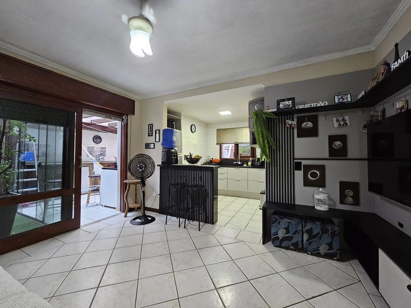 APARTAMENTO TOTALMENTE MOBILIADO DE 02 DORM. COM VAGA: 1ª foto da galeria de imagens do imóvel
